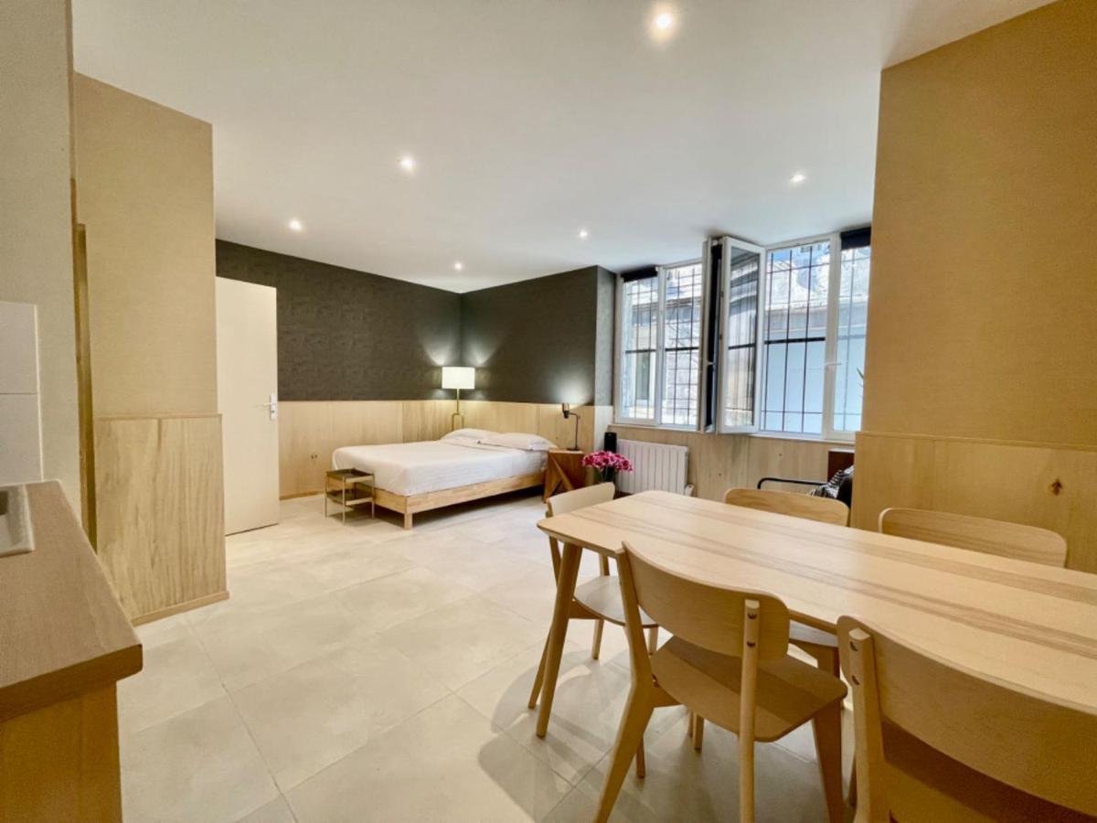 Tang Home Apartment Bordeaux Eksteriør bilde